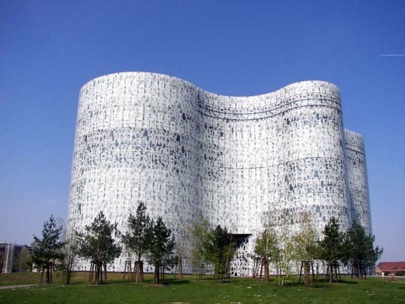 0_Brandenburg-University-Of-Technology-Library-1